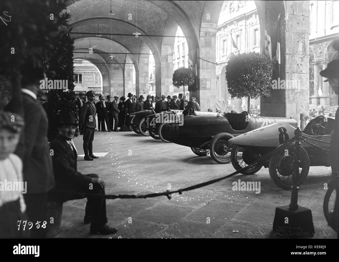 Cars display at the 1922 Italian Grand Prix (2 Stock Photo - Alamy