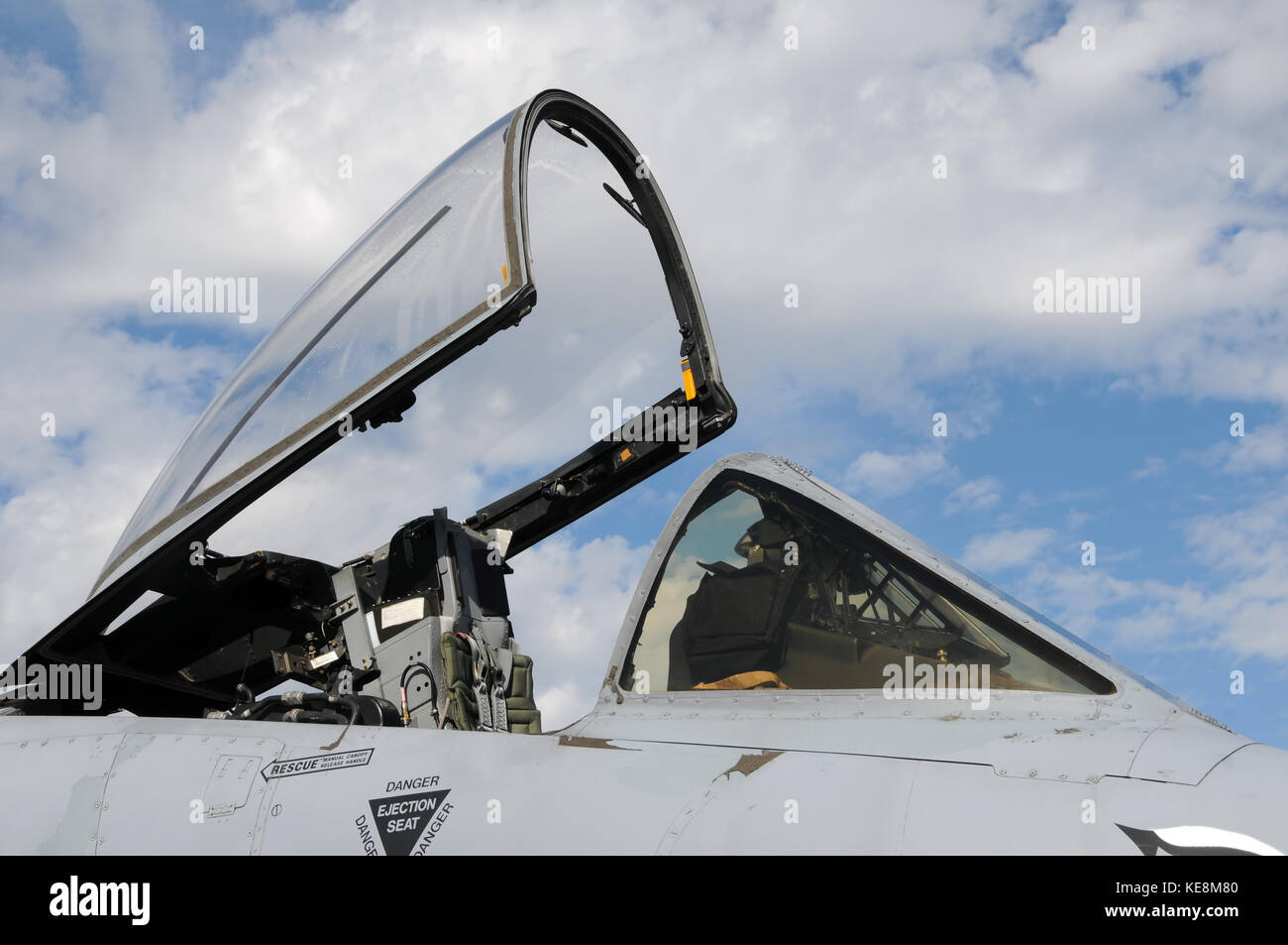 Open canopy on modern US Air Force jet Stock Photo Alamy