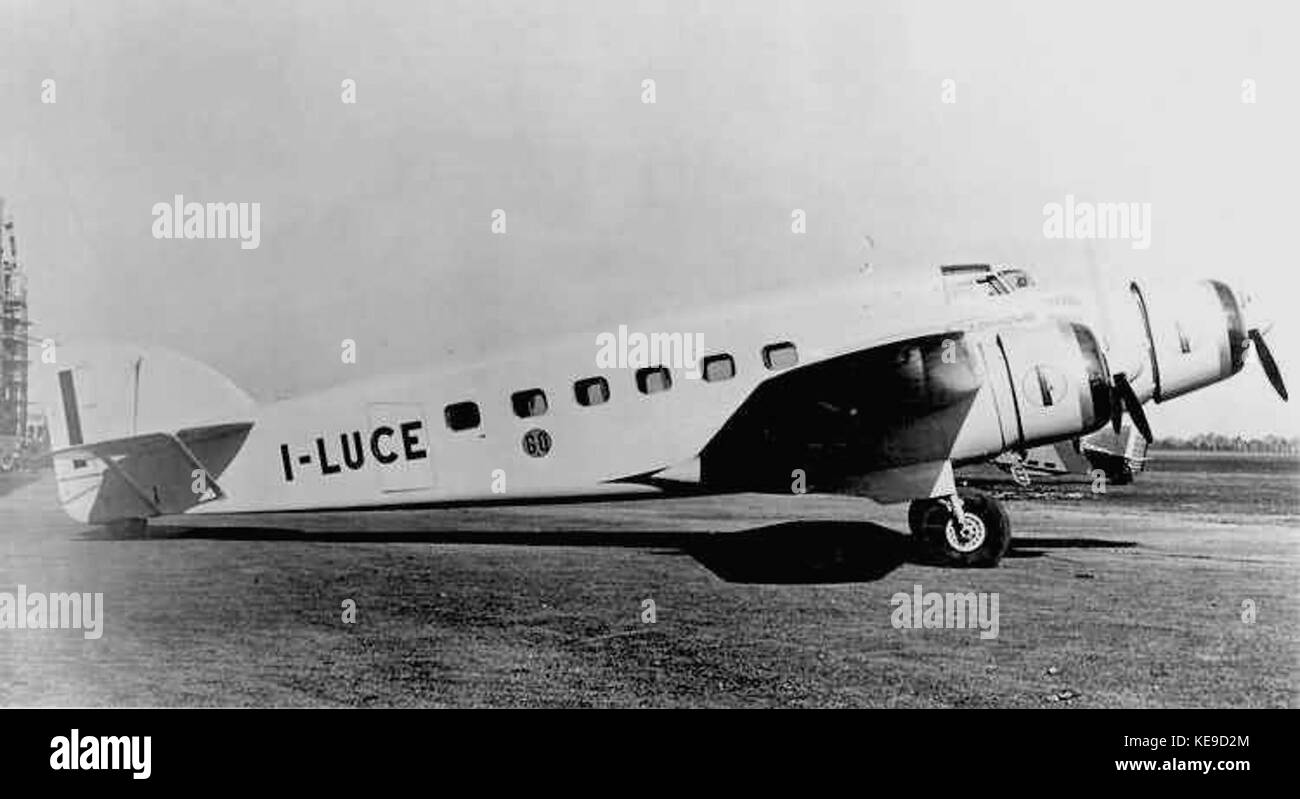 Savoia Marchetti SM.83 03 Stock Photo Alamy