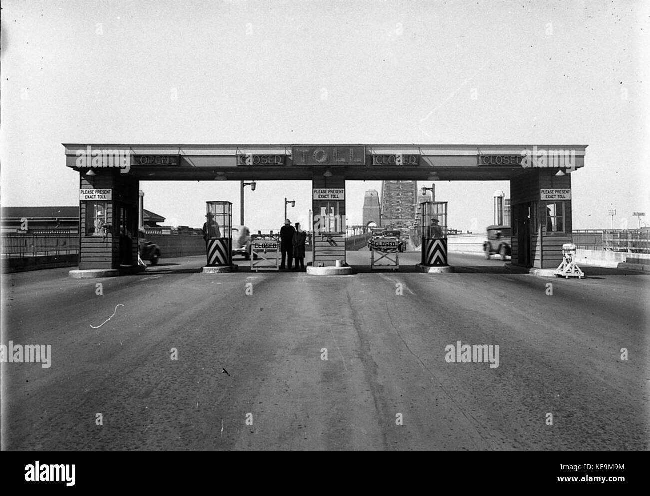 Sydney Harbour Bridge toll gates, 1933 Stock Photo Alamy