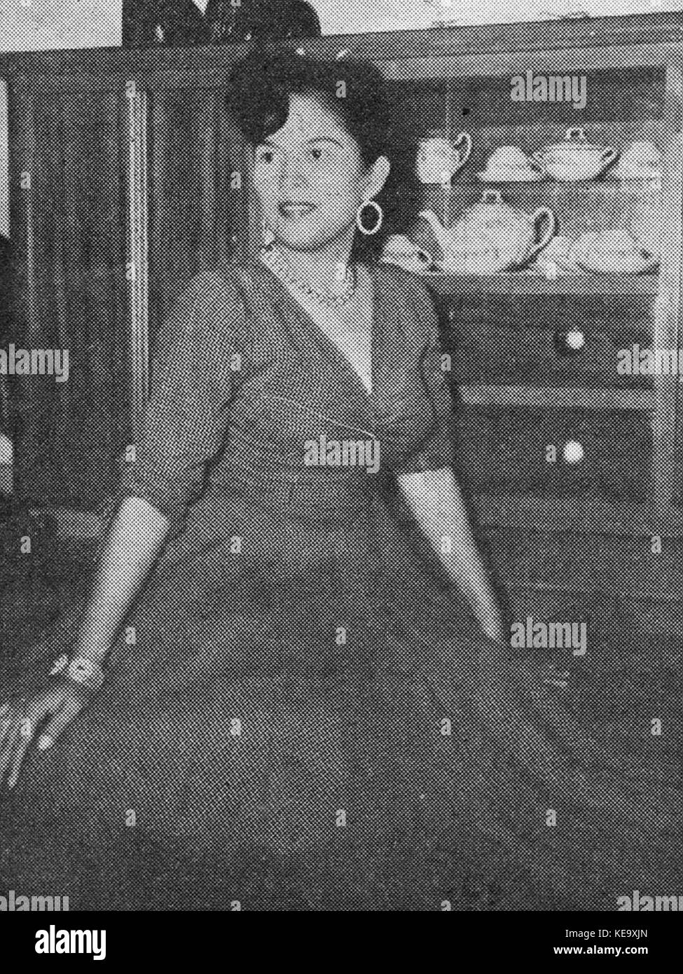 Nana Mayo, Film Varia 1.11 (November 1954), p12 Stock Photo
