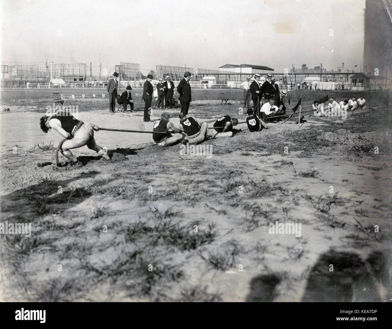 Tug of war olympics hi-res stock photography and images - Alamy