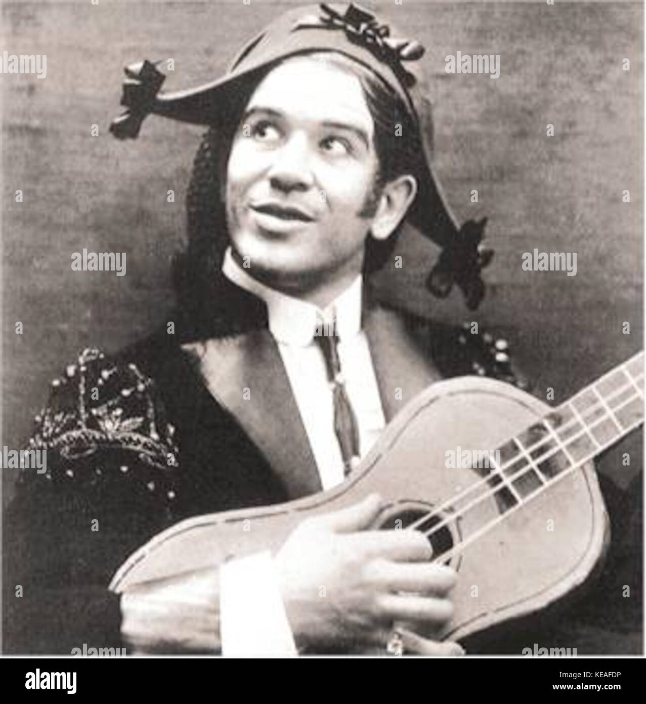 Titta ruffo figaro Stock Photo Alamy