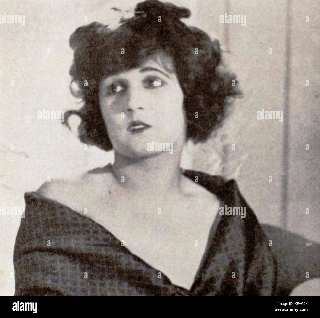 Streak of Yellow (1922) 1 Stock Photo Alamy