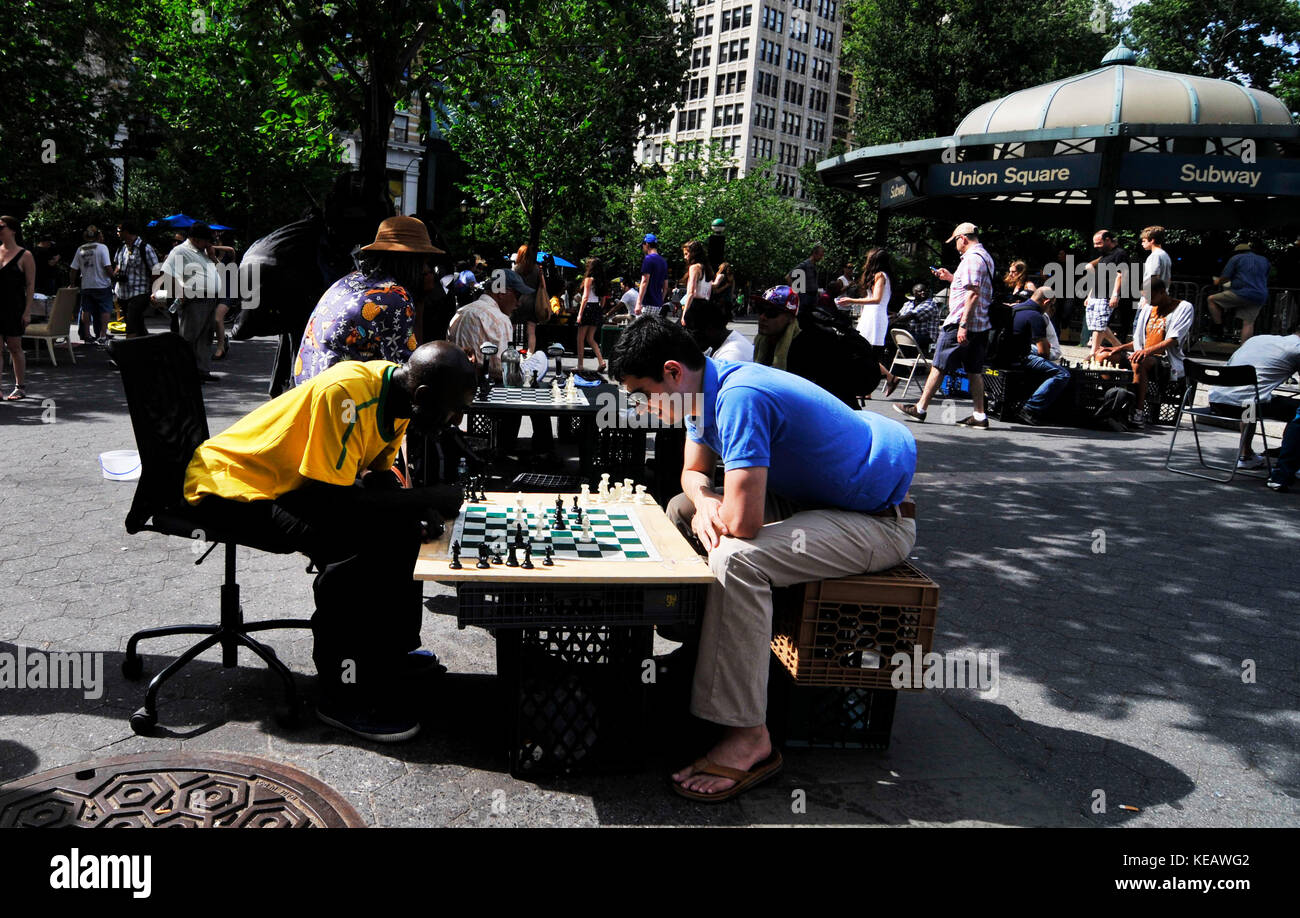 Chess game in Union Square Park in New York City played with life size  pieces Stock Photo - Alamy