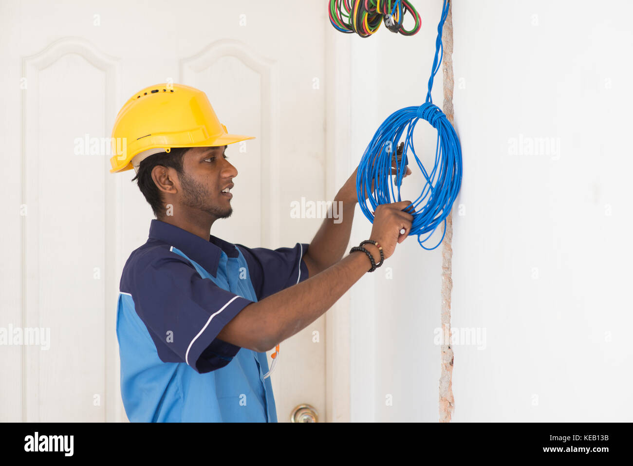 indian male electrician Stock Photo Alamy