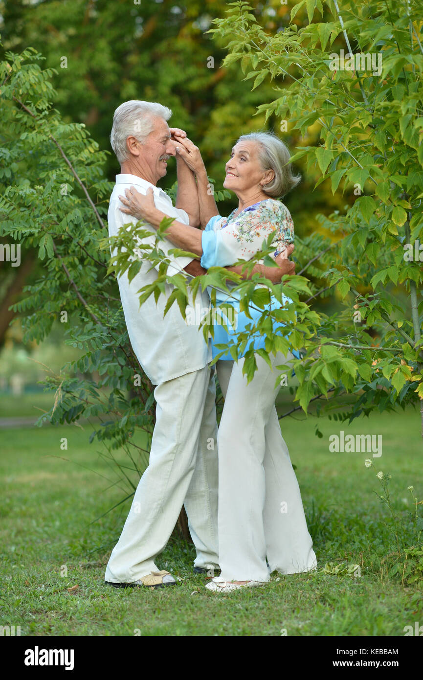 couple dancing in the park Stock Photo - Alamy