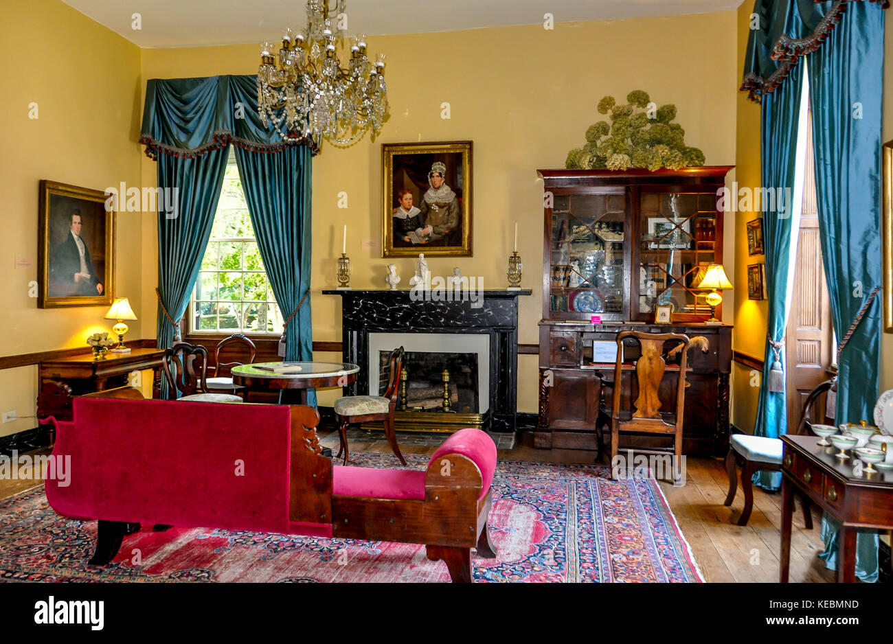 Alabama The Parlor Of The 1819 Federal Style Historic Home In The