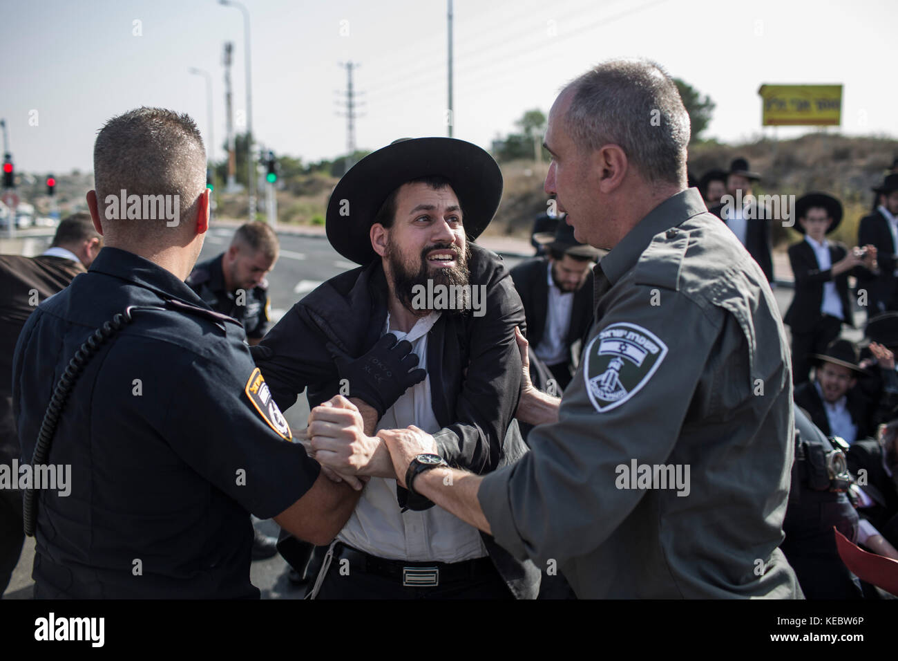 Modiin Israel 19th Oct 2017 An Ultra Orthodox Jewish Man Is Being Arrested By Israeli Police