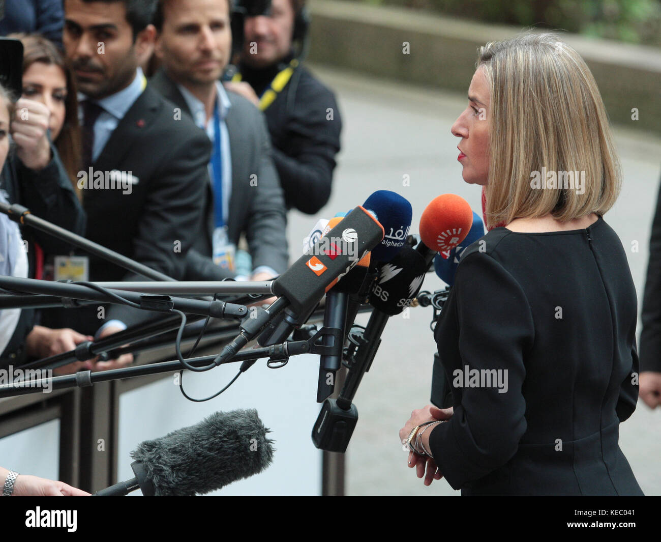 Brussels, Belgium. 19th Oct, 2017. Arrival and doorstep by Federica Mogherini High Representative for Foreing Affairs and Security Policy, at the European Council. Credit: Leo Cavallo/Alamy Live News Stock Photo