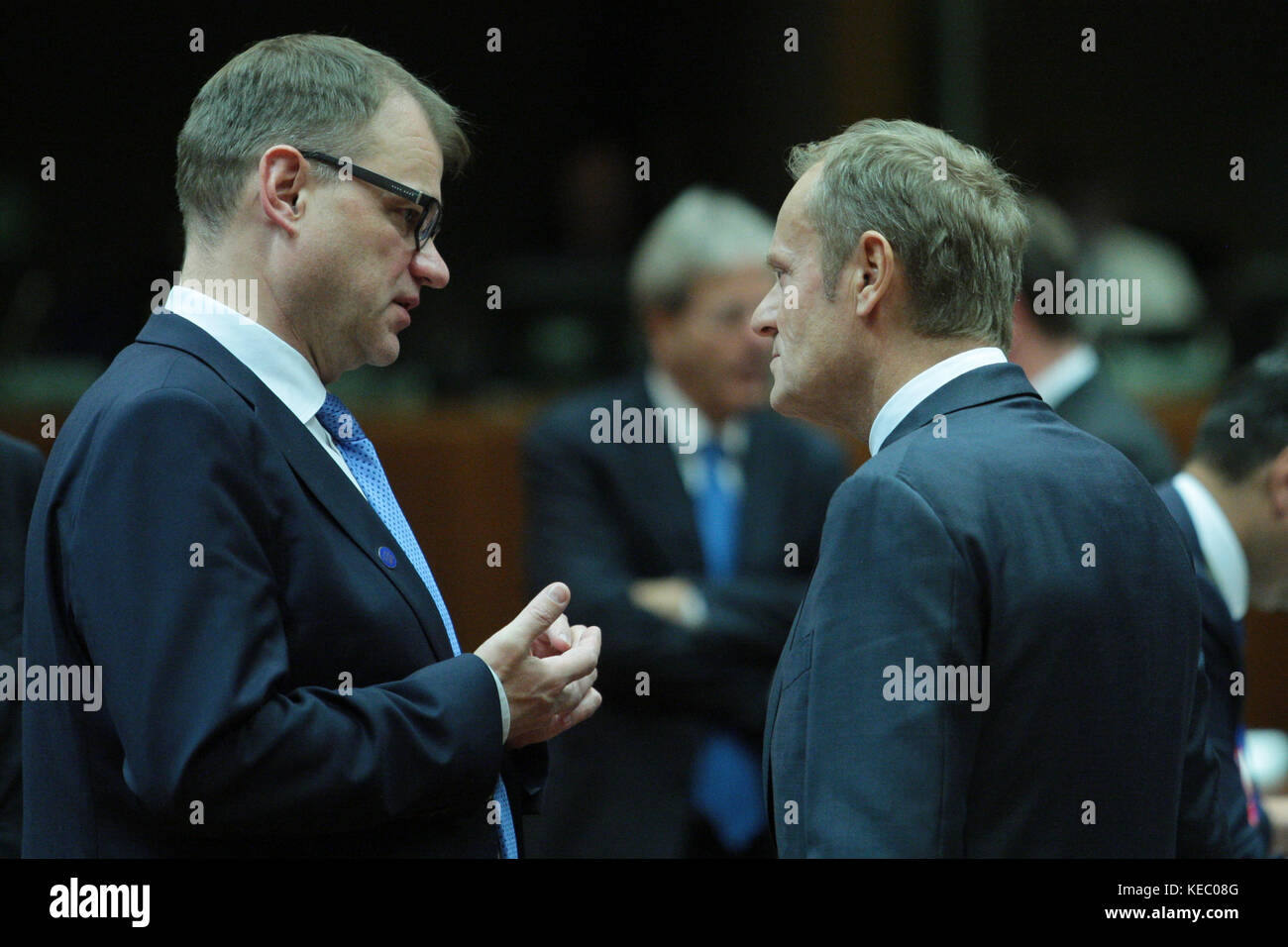 Brussels, Belgium. 19th Oct, 2017. Juha Sipila Primer Minister of Finland and Donald Tusk President of European Council, at the European Council, during tehe round table. Credit: Leo Cavallo/Alamy Live News Stock Photo