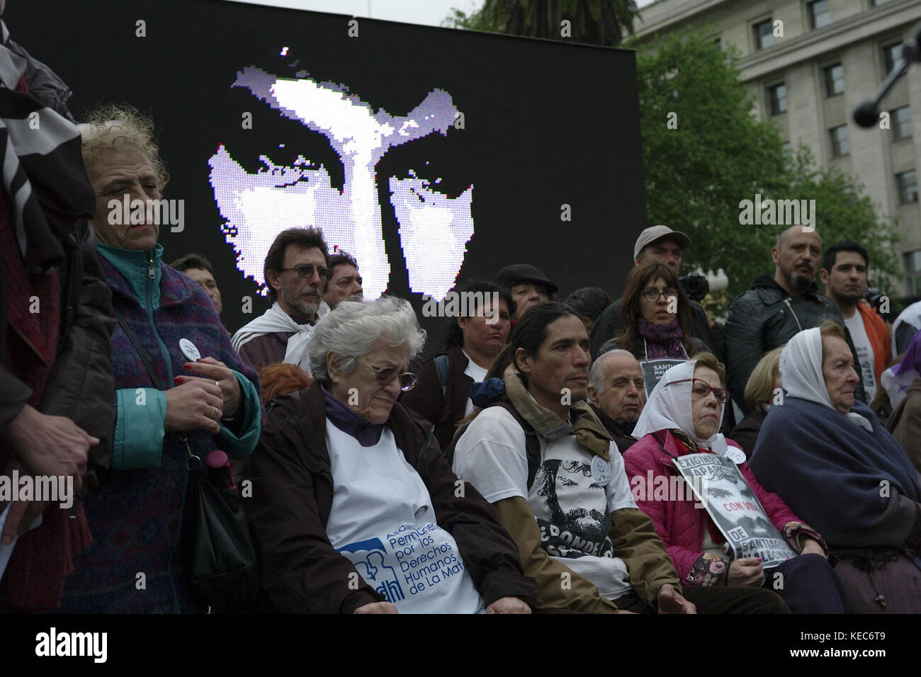 Federal Capital, Buenos Aires, Argentina. 30th Sep, 2017. The family of Santiago Maldonado is seen during a protest against the disappearance of Santiago Maldonado since 1 August 2017.Despite the rain, thousands of protesters gathered on Sunday in Plaza de Mayo hosted by the relatives and friends of Santiago Maldonado two months after his disappearance, after he was reportedly surrendering to Argentinian police guards during a raid on a camp of Mapuche protesters in Patagonia, south of Argentina. Various protests were seen in several other cities in Argentina, and abroad such as London, Stock Photo