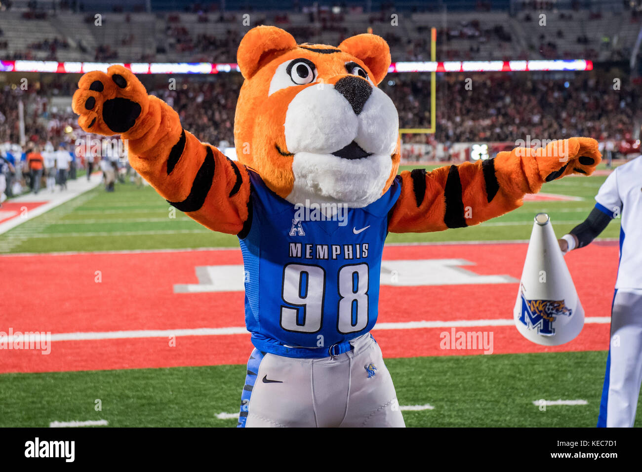 Houston, TX, USA. 19th Oct, 2017. Memphis Tigers mascot Pouncer performs  prior to an NCAA football game between the Memphis Tigers and the  University of Houston Cougars at TDECU Stadium in Houston