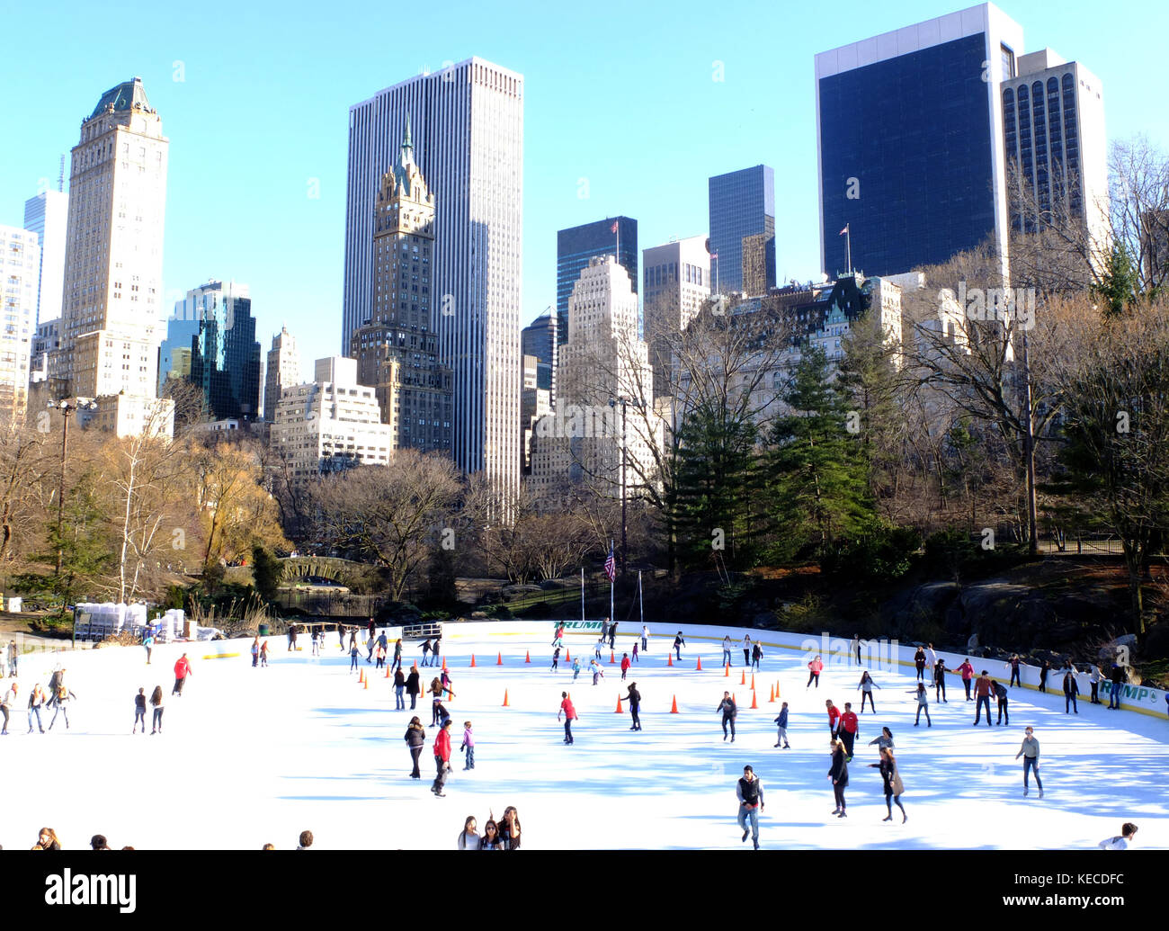Ice skating in Central Park, New York Stock Photo Alamy