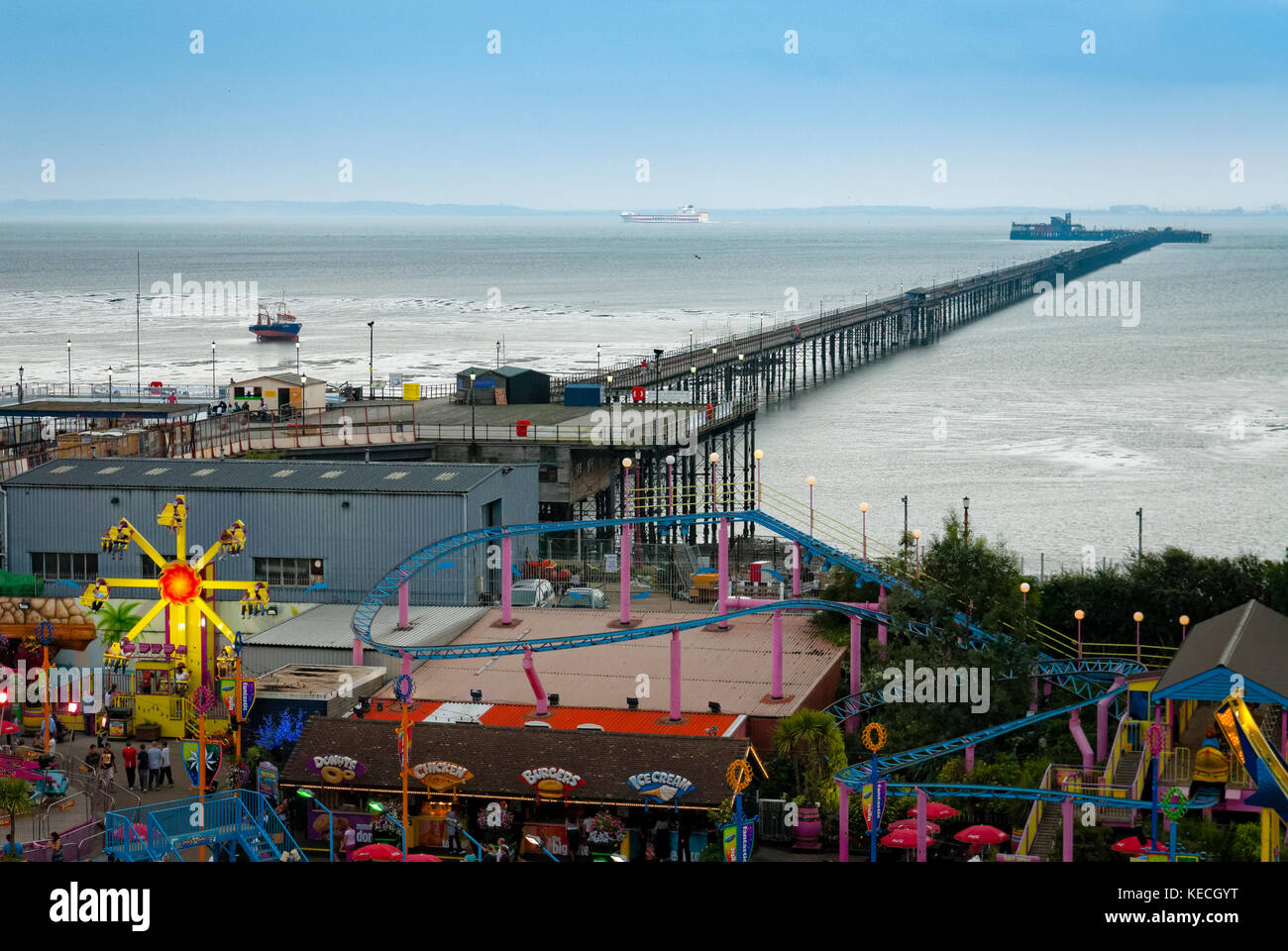 Adventure Island and Southend Pier, The longest pier in the world at 1.34 miles or 2.16 km reaching out into the Thames Estuary. Stock Photo