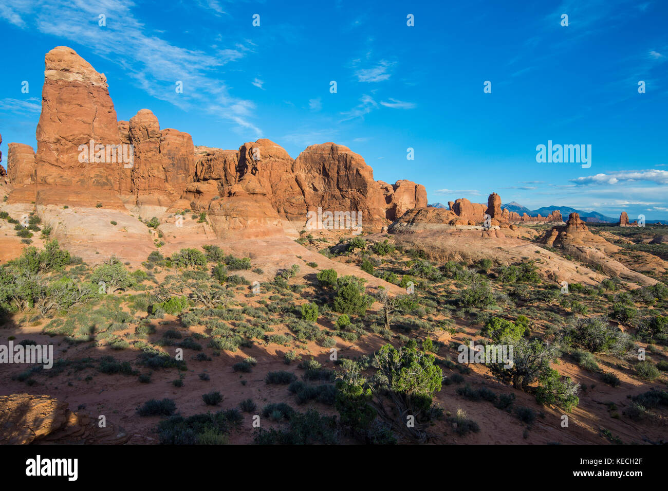 Utah Cliffs Red stone cliffs in the Arches National Park, Utah, USA Stock Photo - Alamy