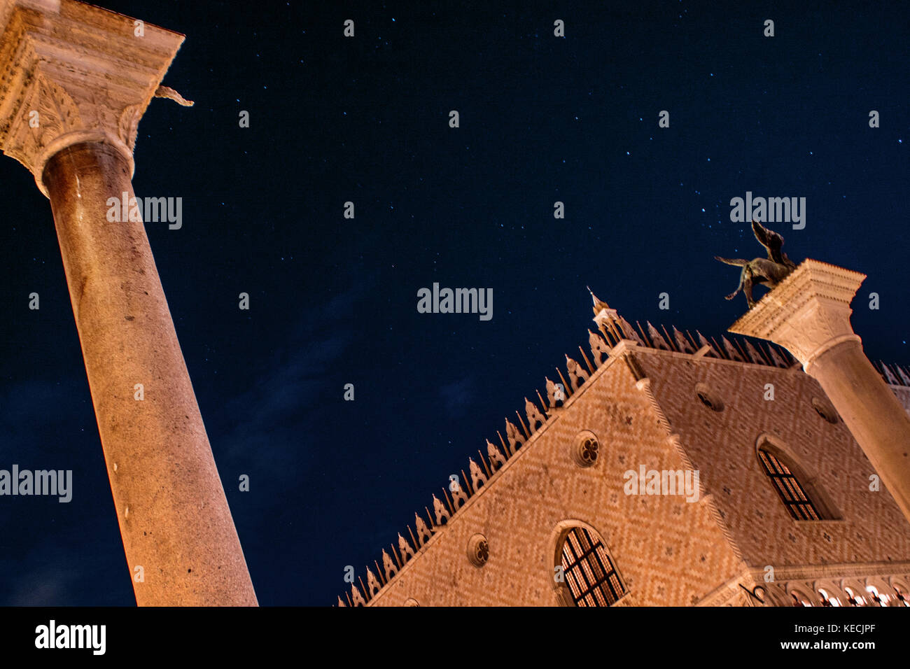 Saint mark square under hi-res stock photography and images - Alamy