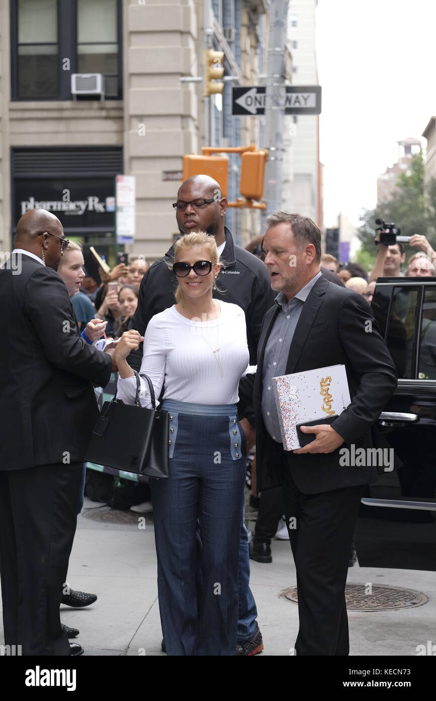Cast of Fuller House at AOL Build Featuring: Candace Cameron-Bure, Bob