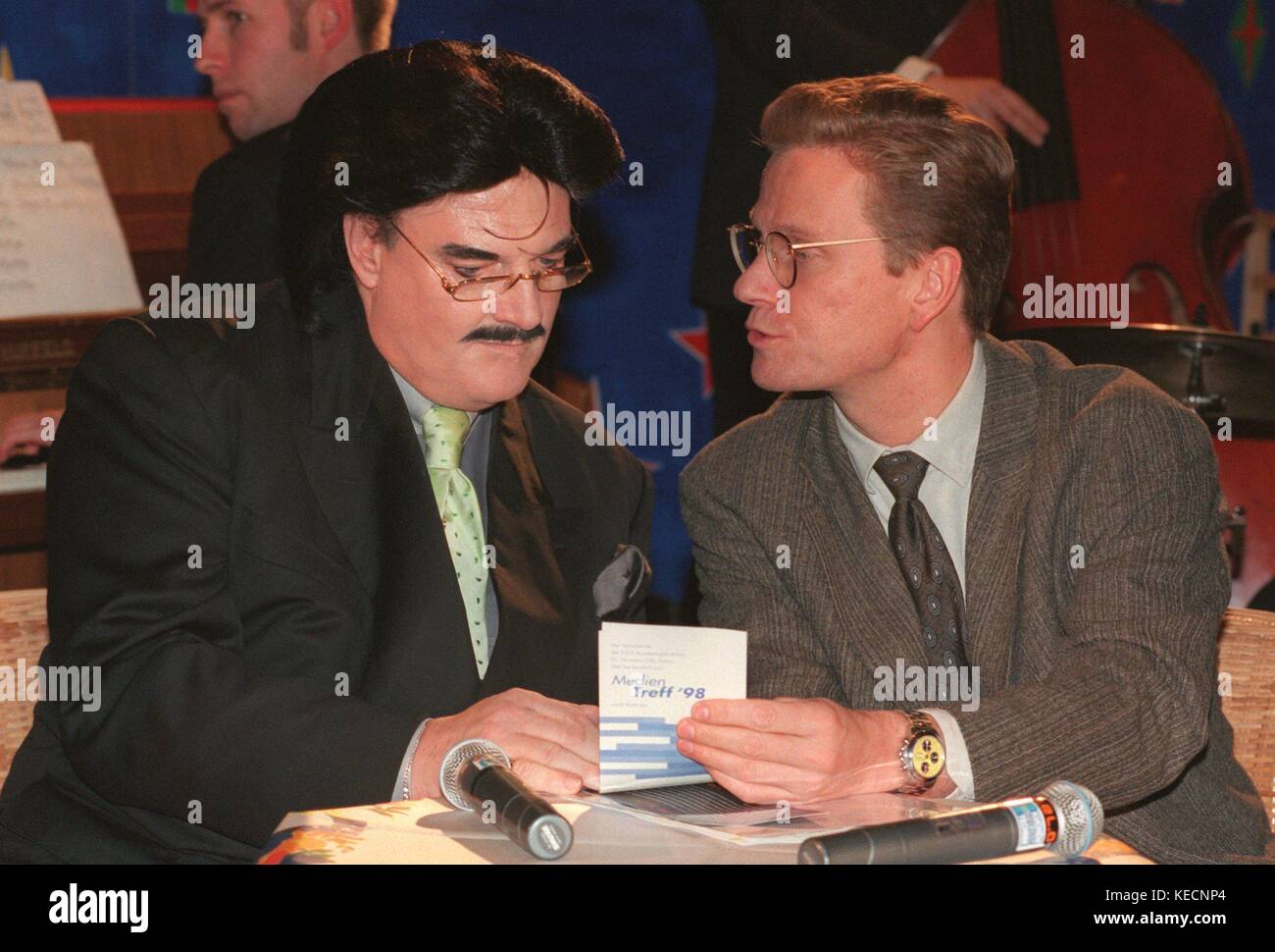 German politican Guido Westerwelle (R) and fashion designer Rudolph Moshammer are meeting at the media convention on 14 January 1998 in Bonn (North-Rhine Westphalia, Germany).  | usage worldwide Stock Photo