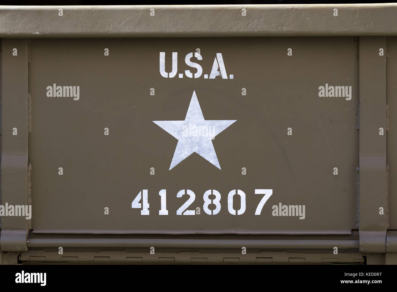 Hood military vehicle white star hi-res stock photography and images ...