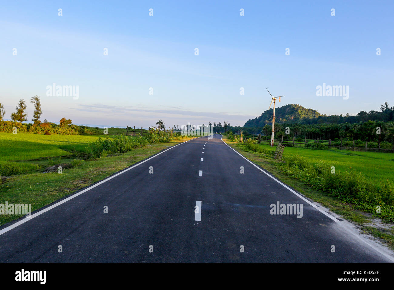 The marine drive road at Inani in Ukhia of Cox's Bazar. Cox’s Bazar–Tekhnaf Marine Drive is a 80-kilometre-long road from Cox’s Bazar to Teknaf along  Stock Photo