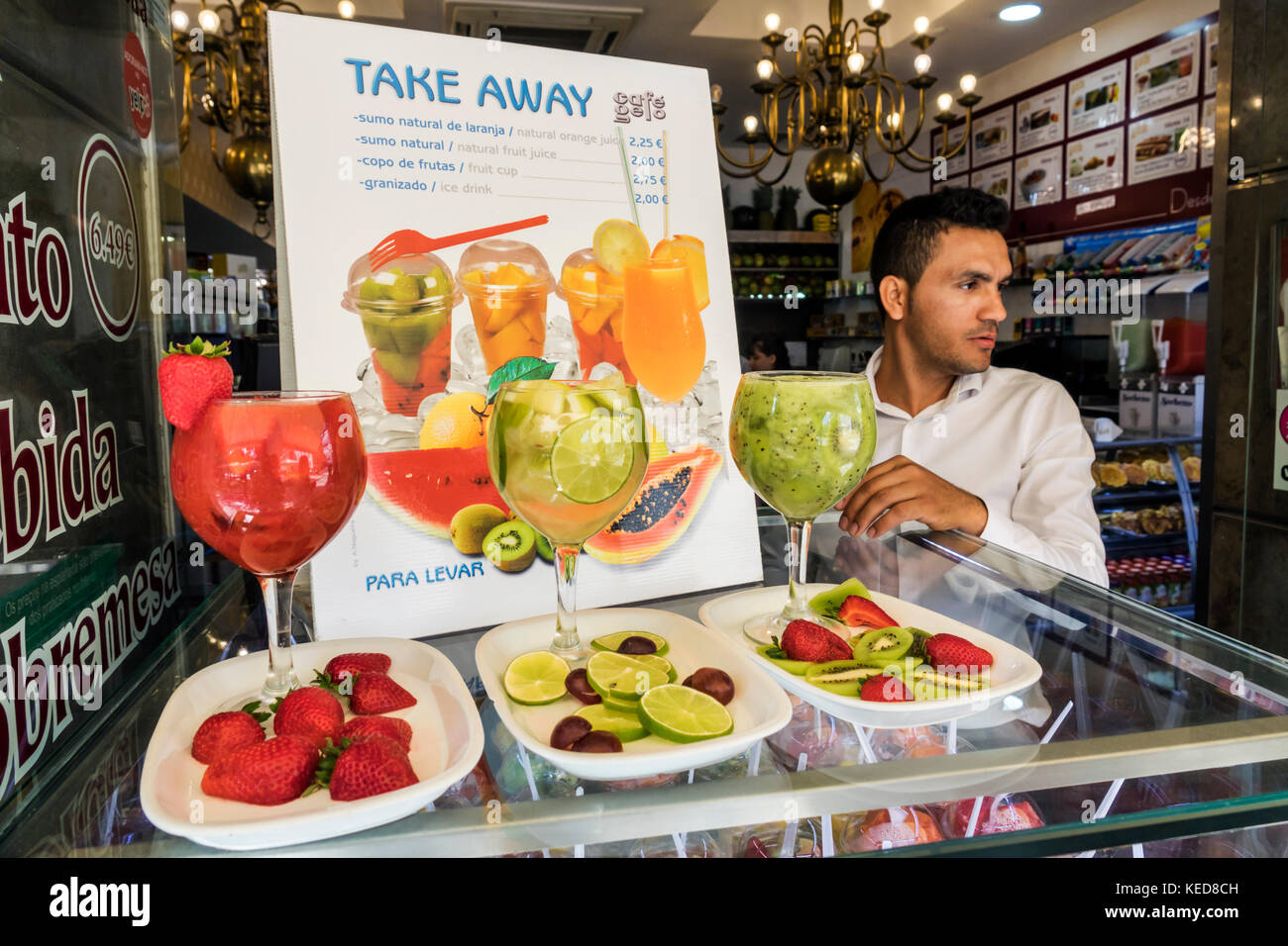 Portugal, Lisbon, Rossio Square, Pedro IV Square, Cafe Gelo, bakery