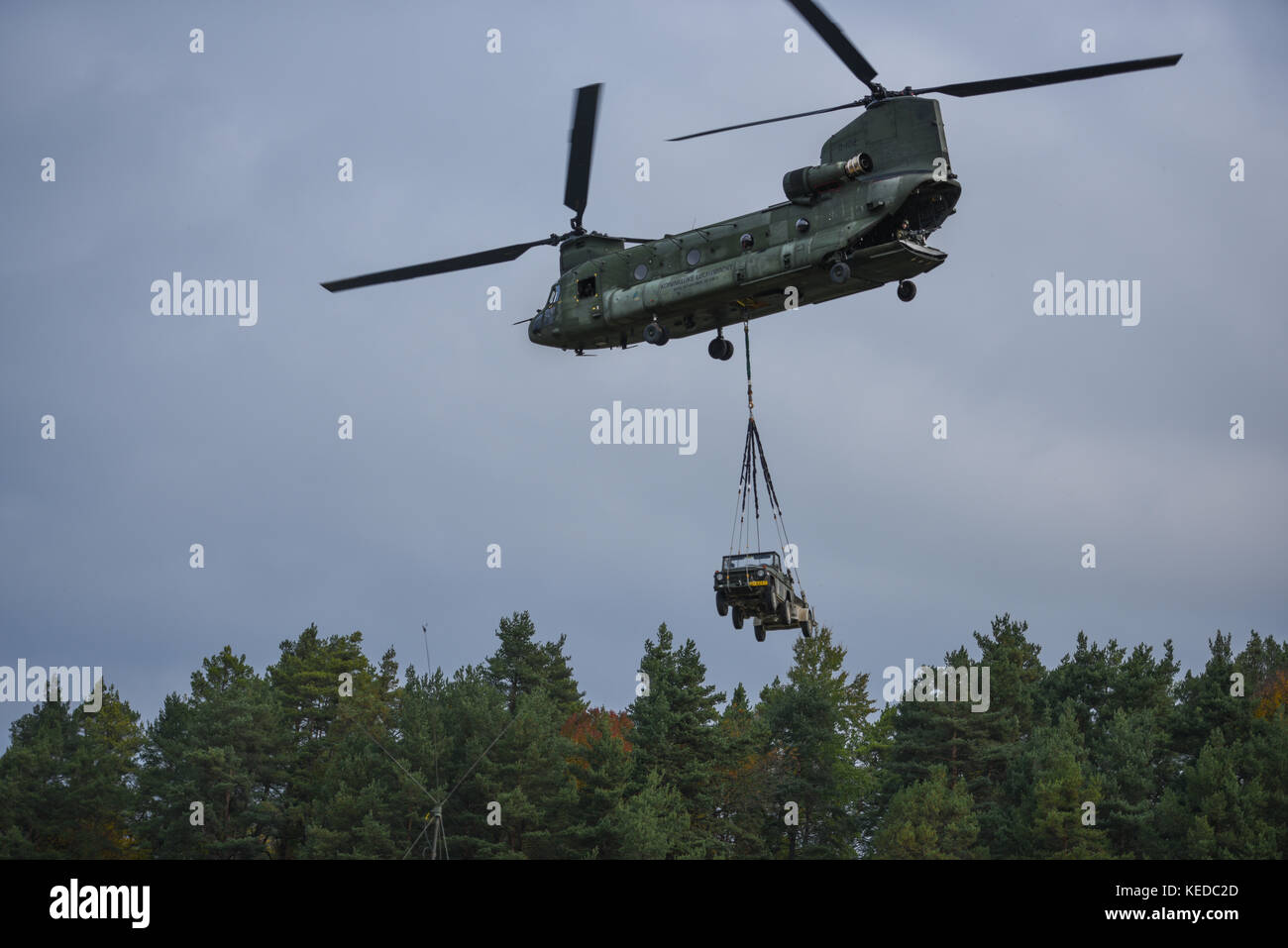 CH47 Chinook Sling Load Operation Stock Photo Alamy