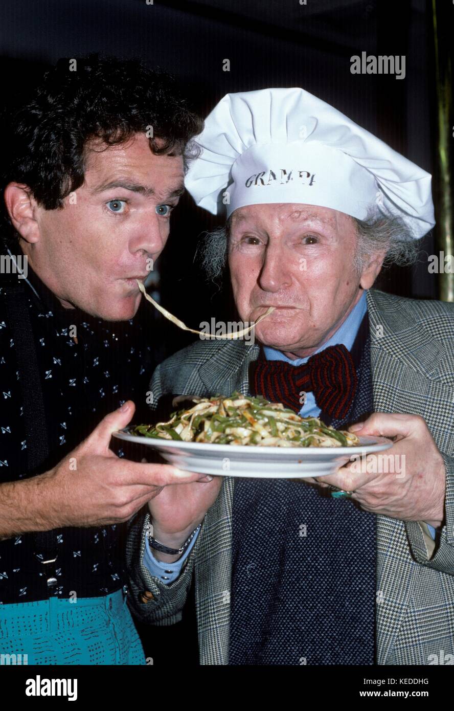 Al Lewis and Butch Patrick (Grandpa and Eddie Munster) in October of 1987.  © RTTalesnick /MediaPunch Stock Photo
