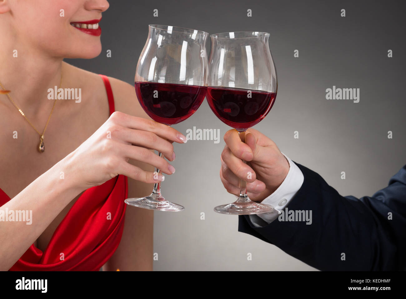 People sitting in a restaurant hi-res stock photography and images - Alamy