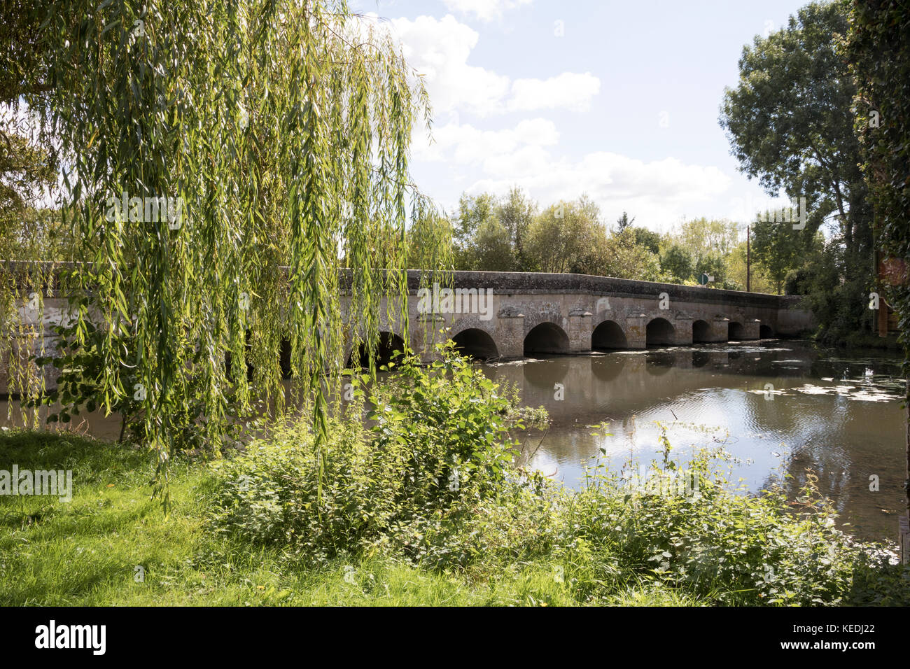 Dangeau, Central France, bridge over the River Ozanne Stock Photo