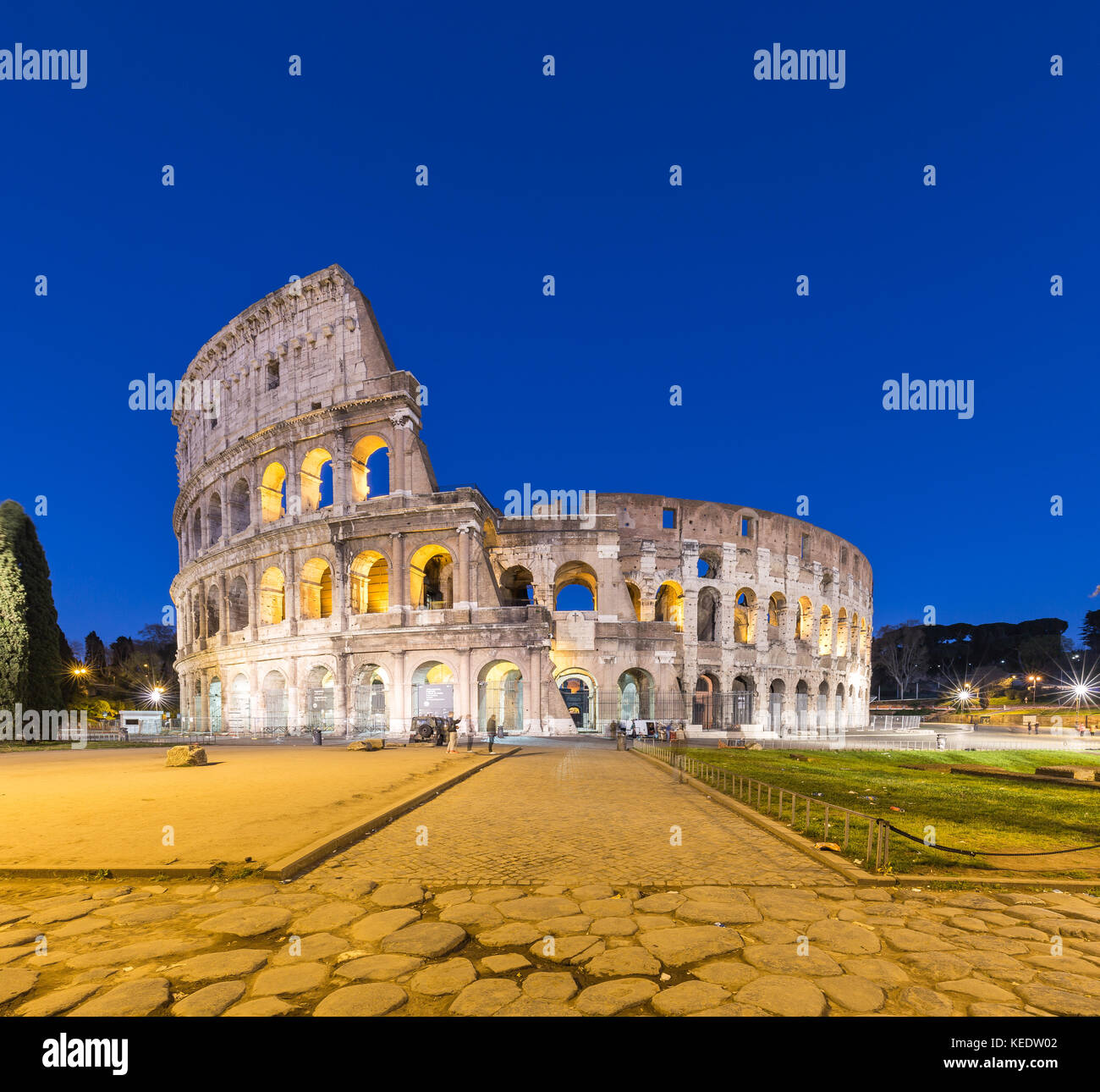 Rome city view of Colosseum at night in Rome, Italy Stock Photo Alamy
