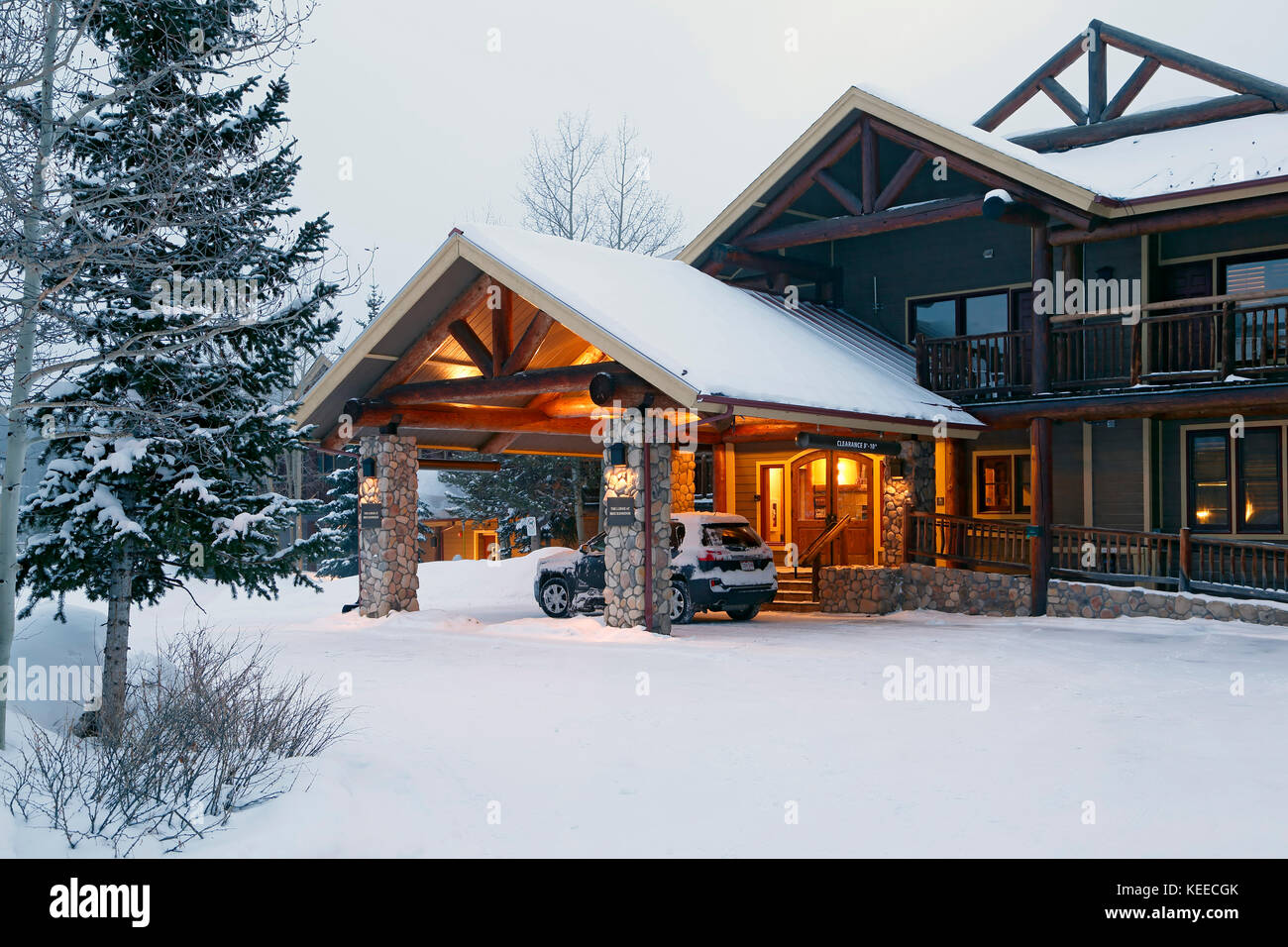 Entrance, The Lodge at Breckenridge covered in snow, Breckenridge