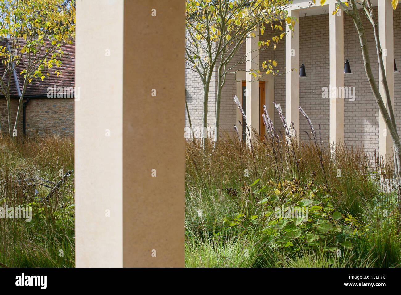 Courtyard Garden High Resolution Stock Photography and Images - Alamy