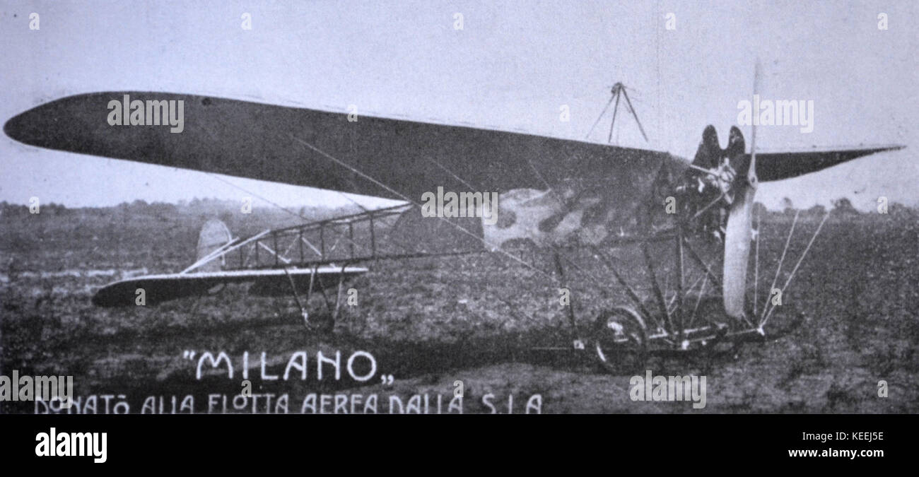 Caproni Ca.13 Milano I side view Stock Photo Alamy
