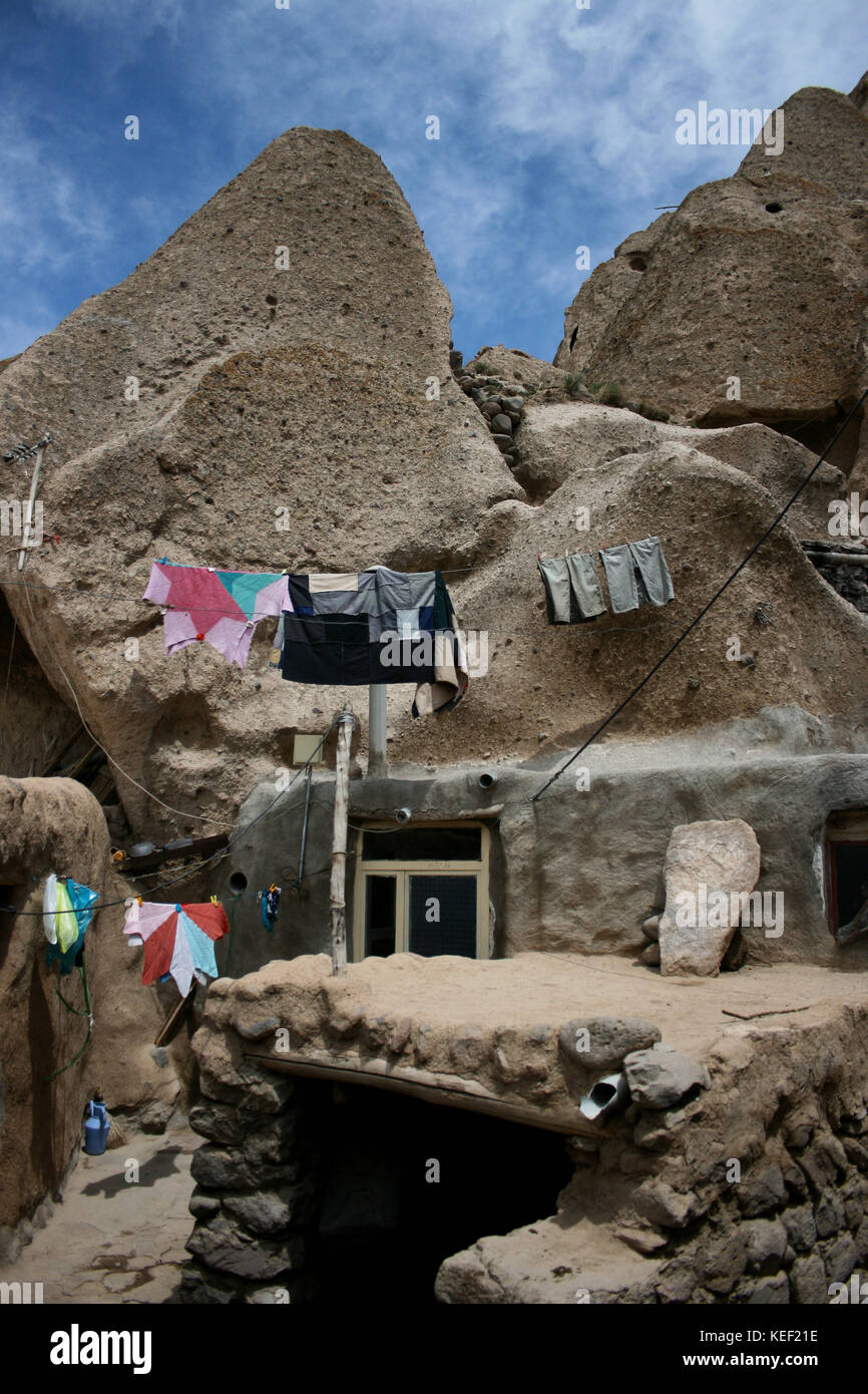 Clothes drying on rocks hi-res stock photography and images - Alamy
