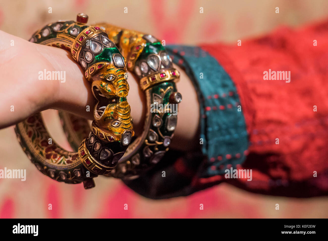 London, UK. 20th Oct, 2017. With a pair of enamelled Indian 19th century bracelets (est £25-30k) A large Ottoman voided silk velvet and metal thread panel (çatma) with carnations, Bursa or Istanbul, late 16th century (est. £80,000-120,000) - Howard Hodgkin: Portrait of the Artist & Arts of the Middle East and India at Sothebys New Bond Street. The sales will take place between 23-25 October. Credit: Guy Bell/Alamy Live News Stock Photo