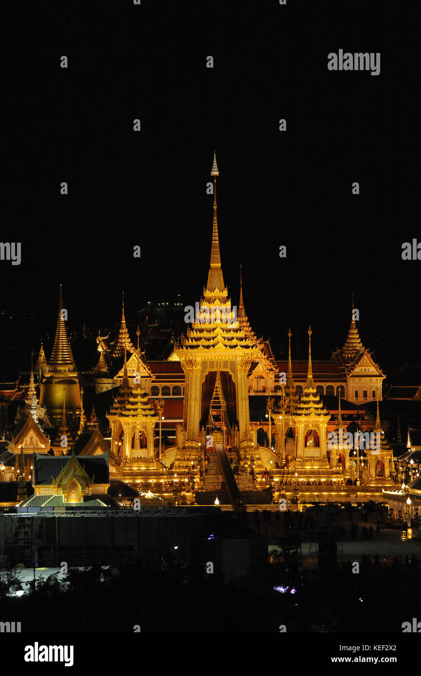 Bangkok. 20th Oct, 2017. This photo taken on Oct. 20, 2017 shows a general night view of the royal crematorium for the late Thai King Bhumibol Adulyadej in Bangkok, Thailand. The late king's cremation ceremony will be held from Oct. 25 till Oct. 29 with the cremation scheduled for Oct. 26. Credit: Rachen Sageamsak/Xinhua/Alamy Live News Stock Photo