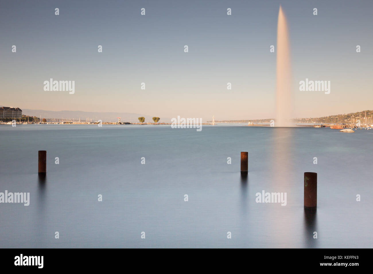 Le Jet d'Eau et la Rade de Genève Stock Photo - Alamy