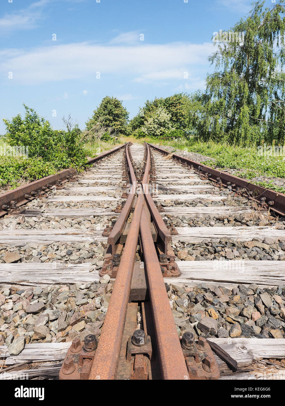 Free Images : track, train, lane, public transport, railways, seemed, db,  rail transport, railway tracks, electric locomotive, rail traffic, tilt  shift, s bahn, zugfahrt, land vehicle, rolling stock, metropolitan area  4608x3072 - 