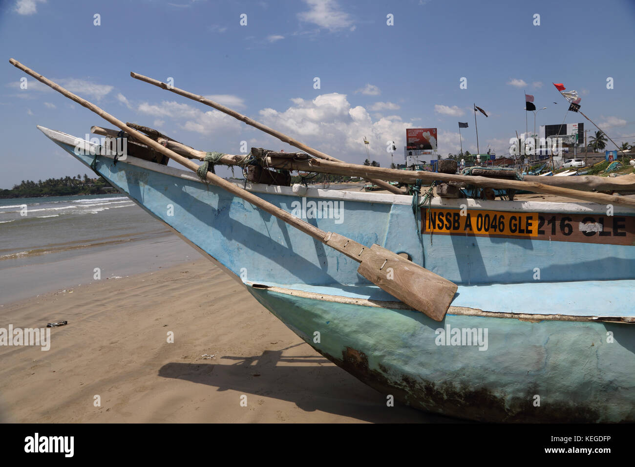 Fishing boat with oar hi-res stock photography and images - Alamy