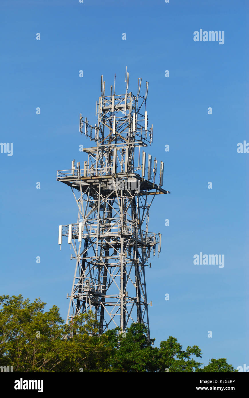 Microwave link tower hi-res stock photography and images - Alamy