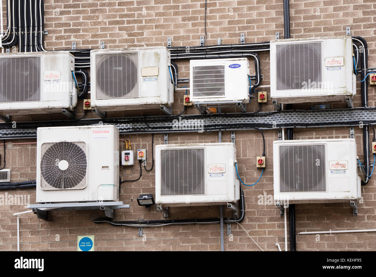 Noise pollution hires stock photography and images Alamy