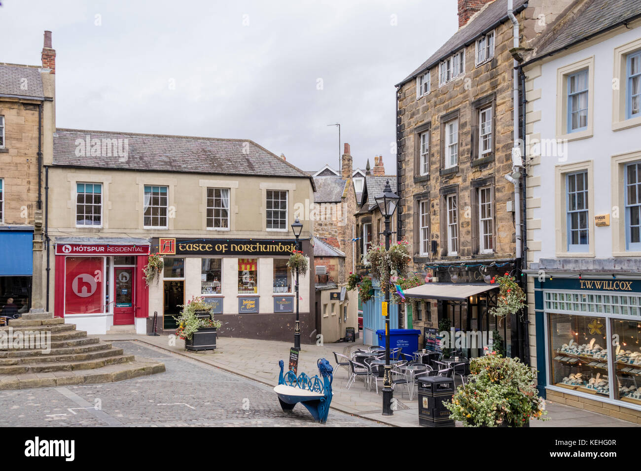 The historic town centre at Alnwick, Northumberland, England, UK Stock Photo Alamy