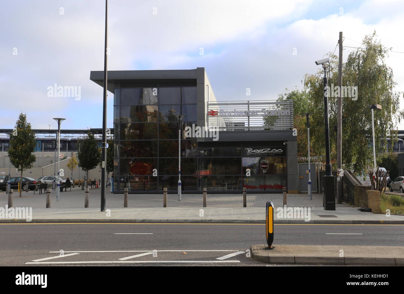 Rochester railway station hires stock photography and images Alamy