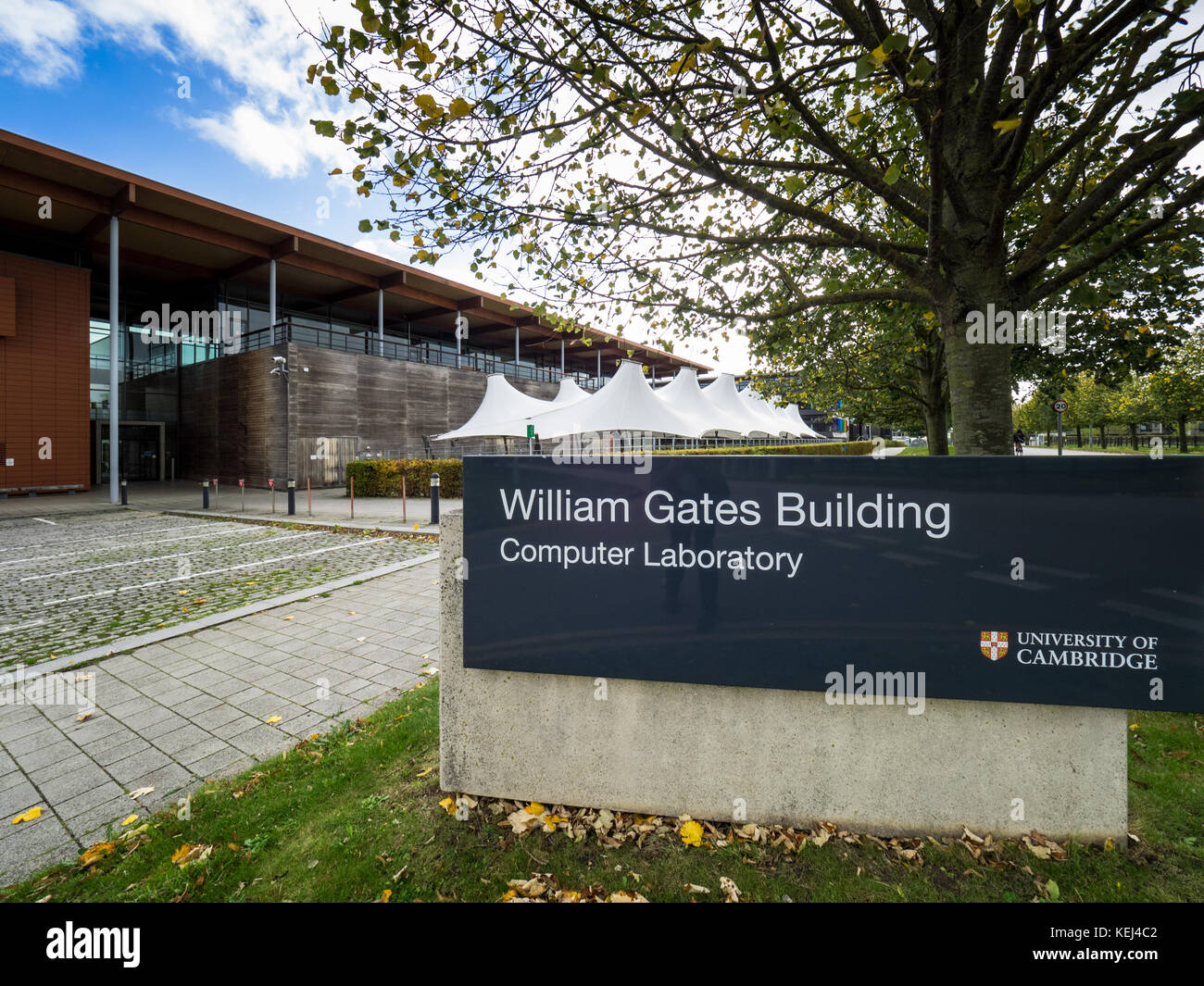 William Gates Building houses the Computer Laboratory at the University of Cambridge, on the University's West Cambridge site. Opened in 2001. Stock Photo