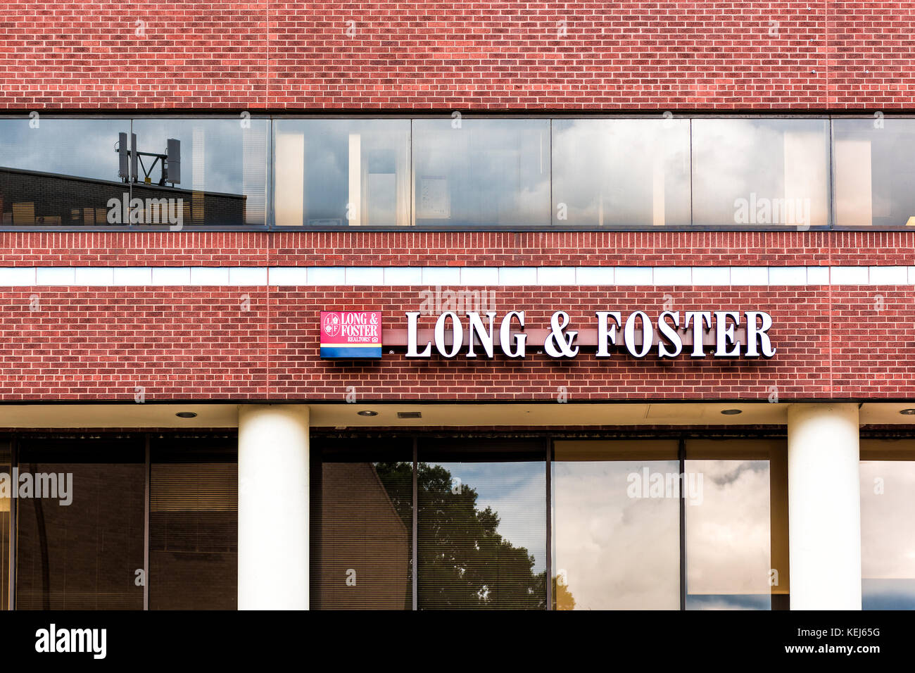 Long and foster hires stock photography and images Alamy