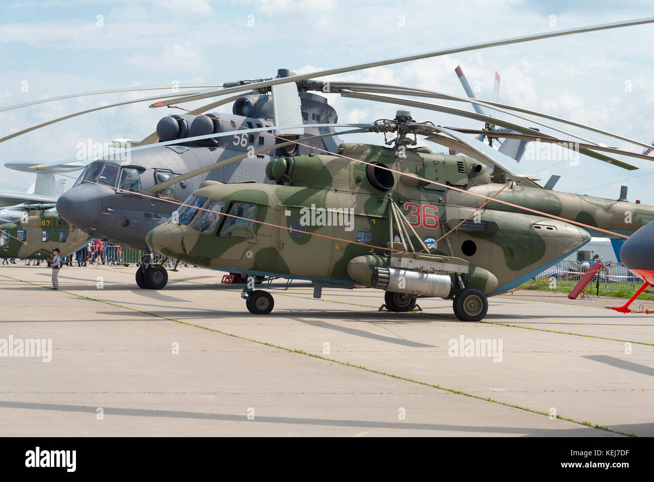 Helicopters missiles hi-res stock photography and images - Alamy