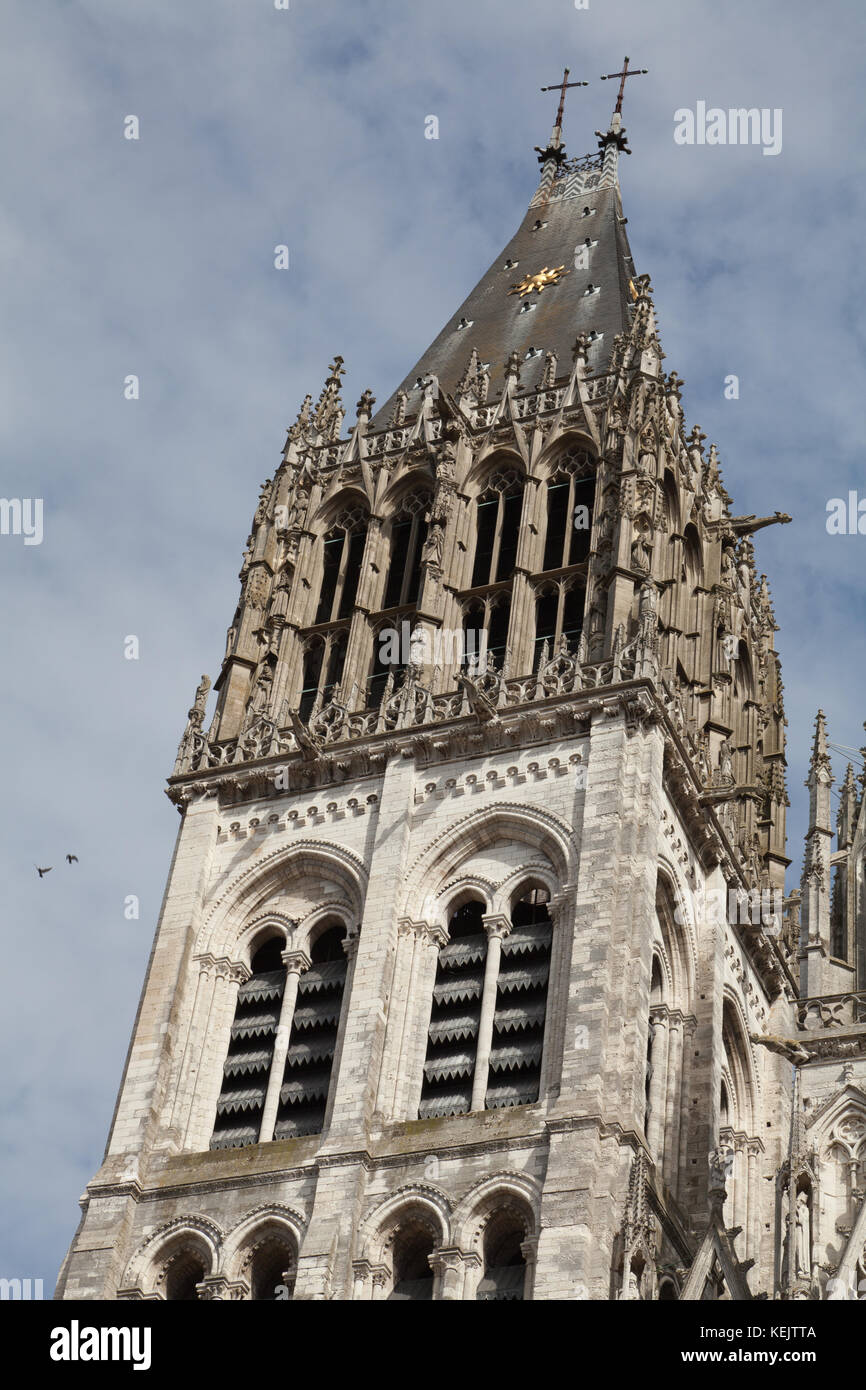 Top of the Saint-Romaine tower. Cathédrale primatiale Notre-Dame de l'Assomption de Rouen (Cathédrale Notre-Dame de Rouen), Normandy, France. Stock Photo
