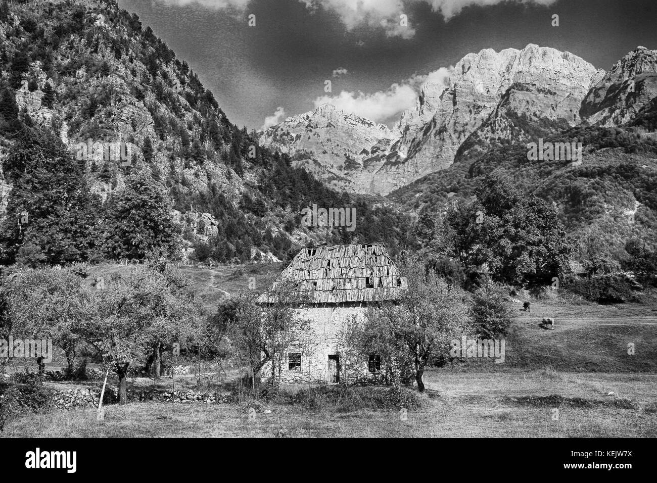 Theth / Thethi Valley in Prokletije / Bjeshket e Namuna Mountains (Cursed mountains or accursed mountains or Albanian alps) in Albania on the border w Stock Photo