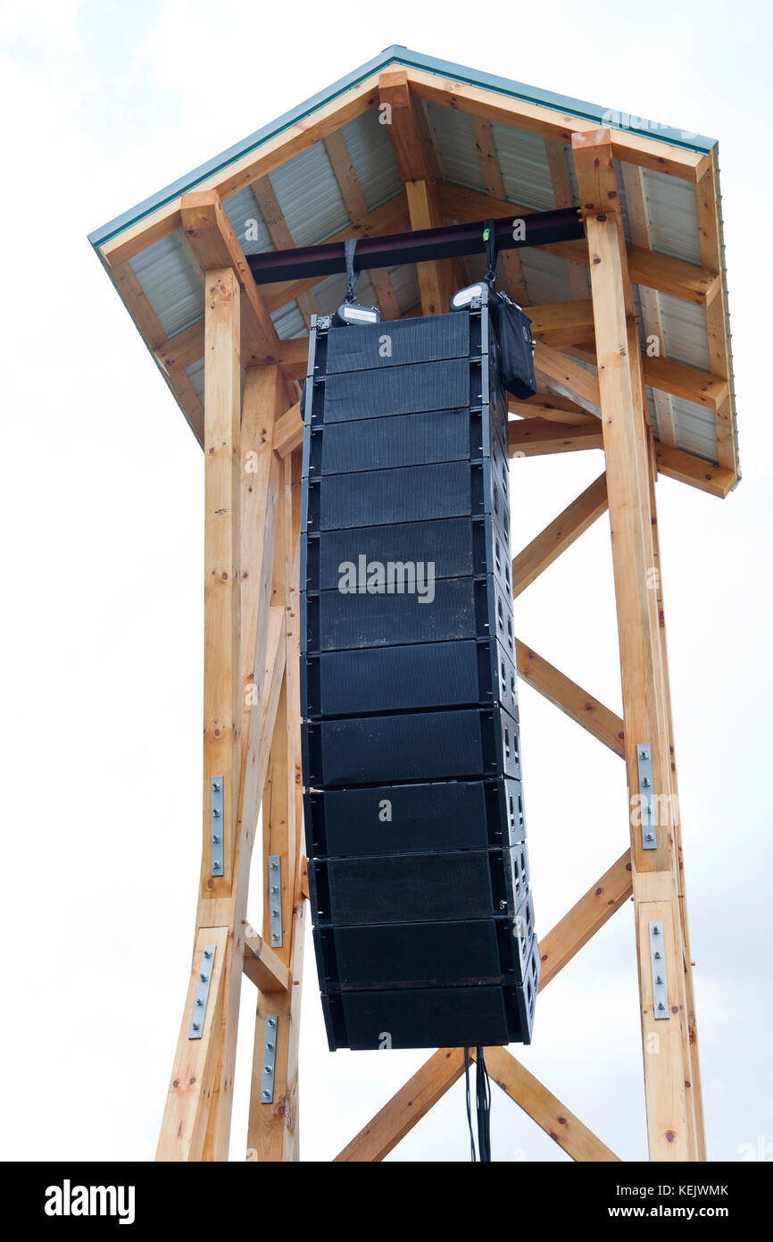 speakers for outdoor events